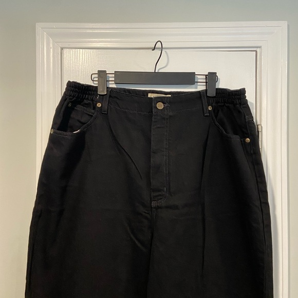 L.L. Bean Size 18 Original Fit Relaxed Comfort Waist Black Straight Leg Jeans - Picture 2 of 11